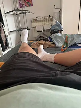 sniffeet online show from 03.13.26