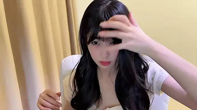 xiaooyee online show from 04.15.26