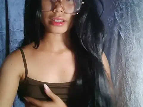 SweetFuntastic18 online show from 04.10.26