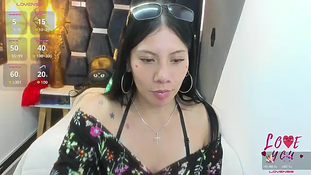 Abril Fox   online show from 03.25.26