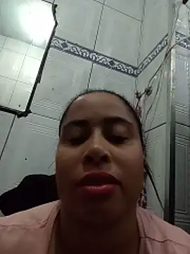 Snapshot of gatinha20257 chatting on 05.17.26 gatinha20257 online show from 05.17.26