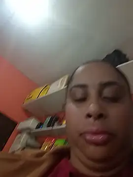 gatinha20257 online show from 07.05.26