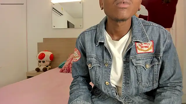 Ebony N Blonde online show from 04.08.26