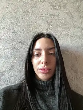 Snapshot of MishellKins chatting on 03.19.26 MishellKins online show from 03.19.26