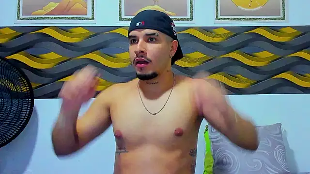 Leon Hotx online show from 03.17.26