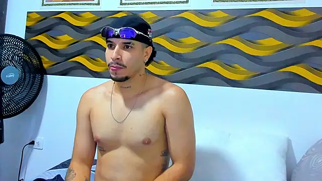 Leon Hotx online show from 03.27.26