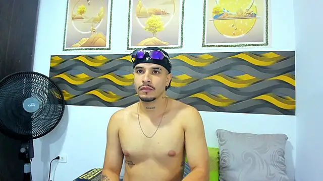 Leon Hotx online show from 03.30.26