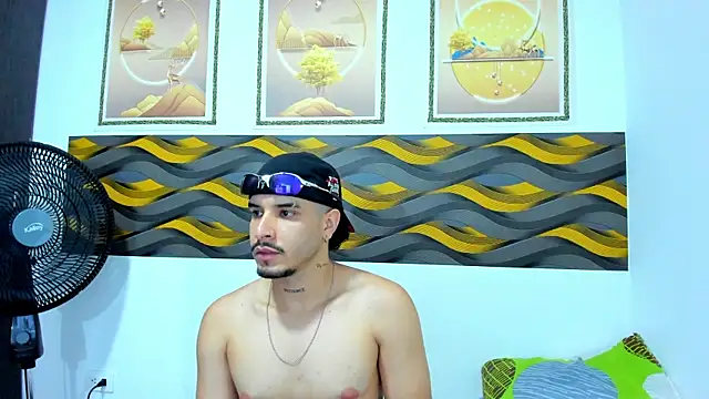 Leon Hotx online show from 05.09.26