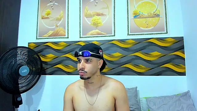 Leon Hotx online show from 05.14.26