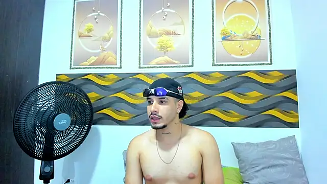 Leon Hotx online show from 05.23.26
