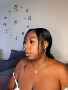 KendalCherN online show from 04.16.26