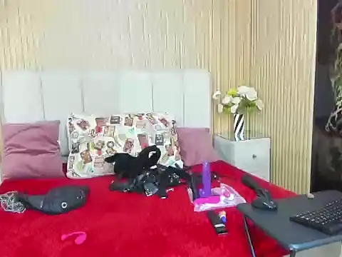 NikiEvanz online show from 03.26.26