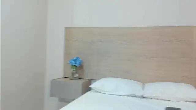 isabellathomass online show from 03.16.26