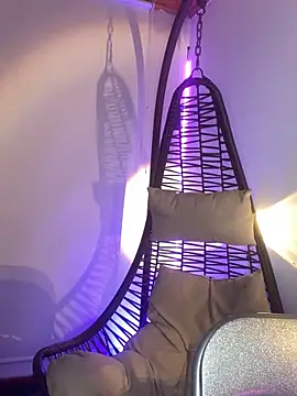 Snapshot of afrodita_pinkk chatting on 04.08.26 afrodita pinkk online show from 04.08.26