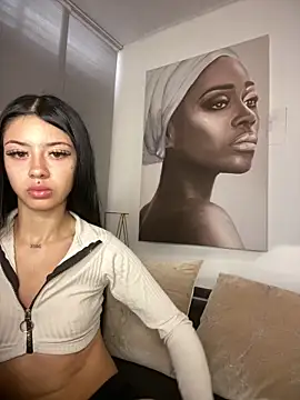 Snapshot of afrodita_pinkk chatting on 04.11.26 afrodita pinkk online show from 04.11.26