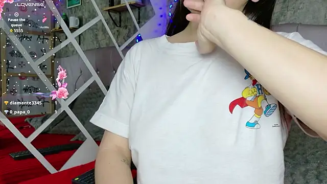 Snapshot of Sophia_xoxo1 chatting on 04.15.26 Sophia xoxo1 online show from 04.15.26