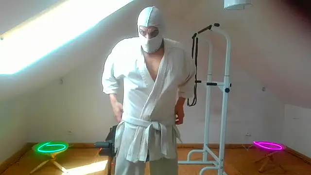 NinjaLaser online show from 04.04.26