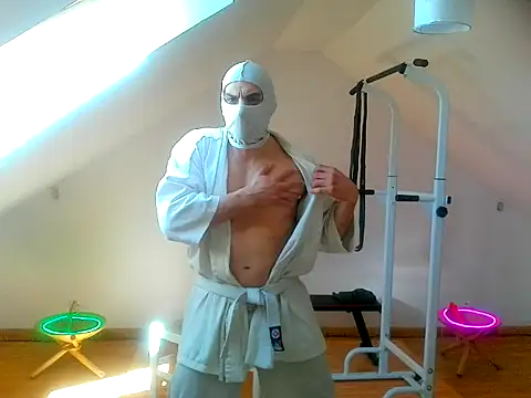 NinjaLaser online show from 04.07.26