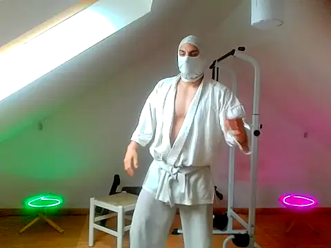 NinjaLaser online show from 04.15.26