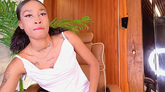 Snapshot of Barbiie_black chatting on 04.04.26 Barbiie black online show from 04.04.26