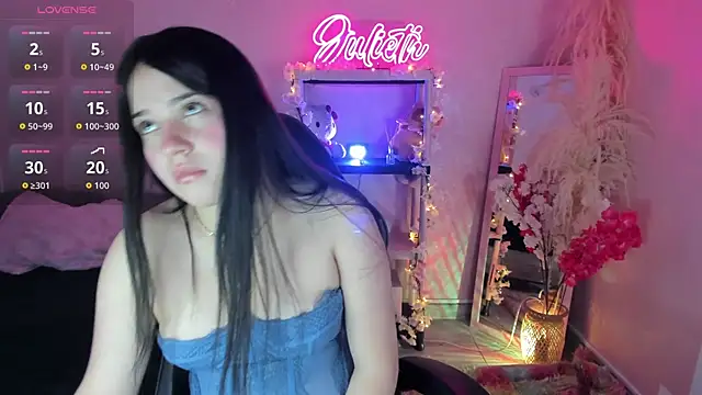 Julieth Caandy online show from 04.01.26