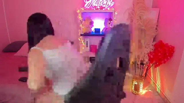 Julieth Caandy online show from 04.16.26