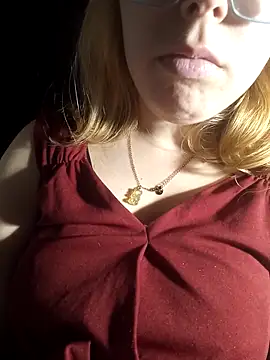 kitsuneniki online show from 03.18.26