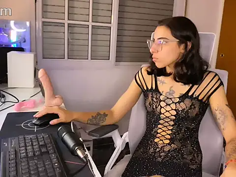 Poison Ivy 29 online show from 03.28.26