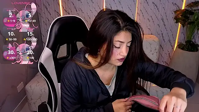 Lia queen tx online show from 03.22.26