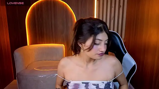 Lia queen tx online show from 05.16.26