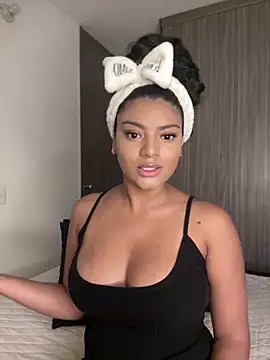 karlymonroe online show from 03.18.26