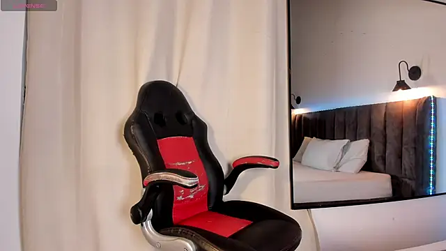 selena  smith1 online show from 03.15.26