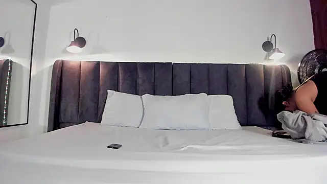 selena  smith1 online show from 03.25.26