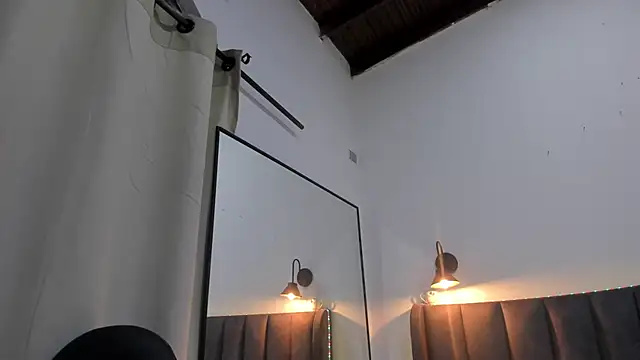 selena  smith1 online show from 03.31.26