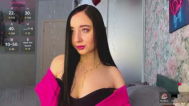 Snapshot of LizzyMooore chatting on 03.25.26 LizzyMooore online show from 03.25.26