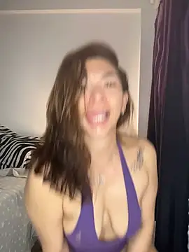 EmelyGigi online show from 04.13.26