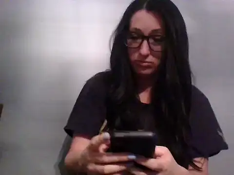 Snapshot of TheVictoriaWolf chatting on 04.07.26 TheVictoriaWolf online show from 04.07.26