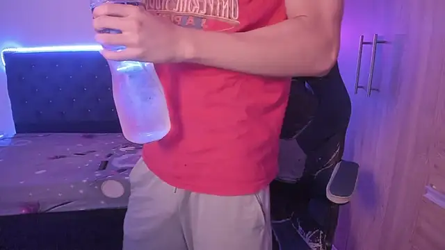 Josy 11 online show from 04.09.26