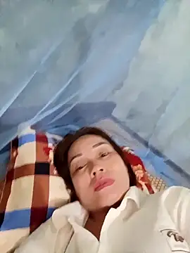 Lyly22x online show from 03.25.26