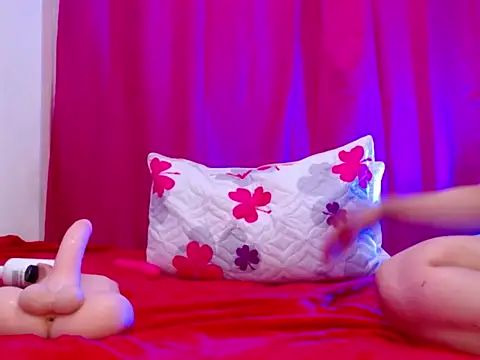 danielajall online show from 03.27.26