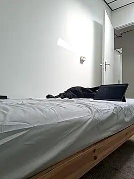 AgaiJa42 online show from 04.25.26