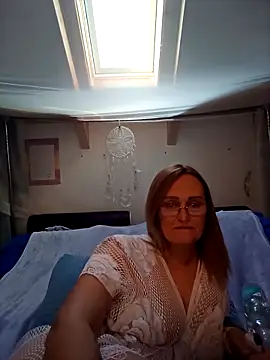 roxy 74 online show from 04.15.26