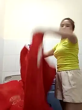 candy flo online show from 04.04.26