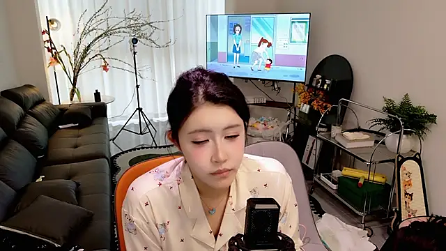 Summerbaby-001 online show from 03.16.26