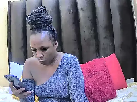 queensBetty online show from 03.25.26