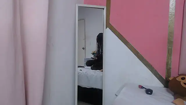 Belinda lane online show from 04.13.26