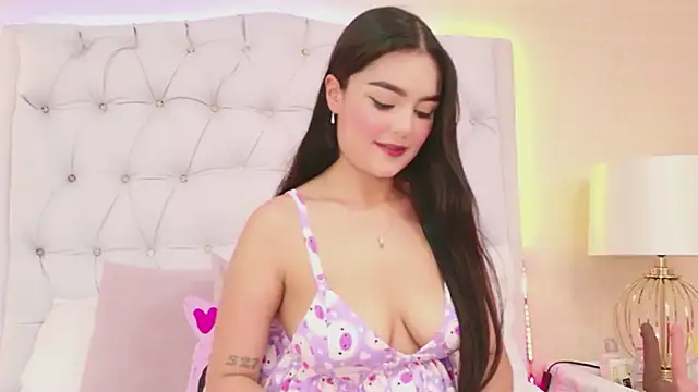 JessiRusel online show from 04.15.26