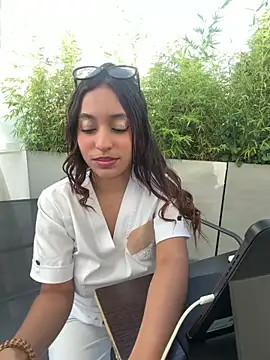 MiaCamille  online show from 04.16.26