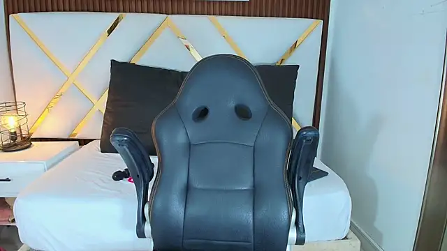 Snapshot of Sluttyysucker_ chatting on 03.24.26 Sluttyysucker online show from 03.24.26