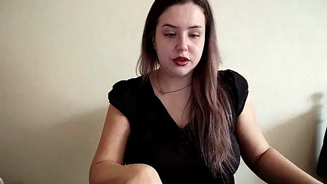 LolaSeduce online show from 04.15.26